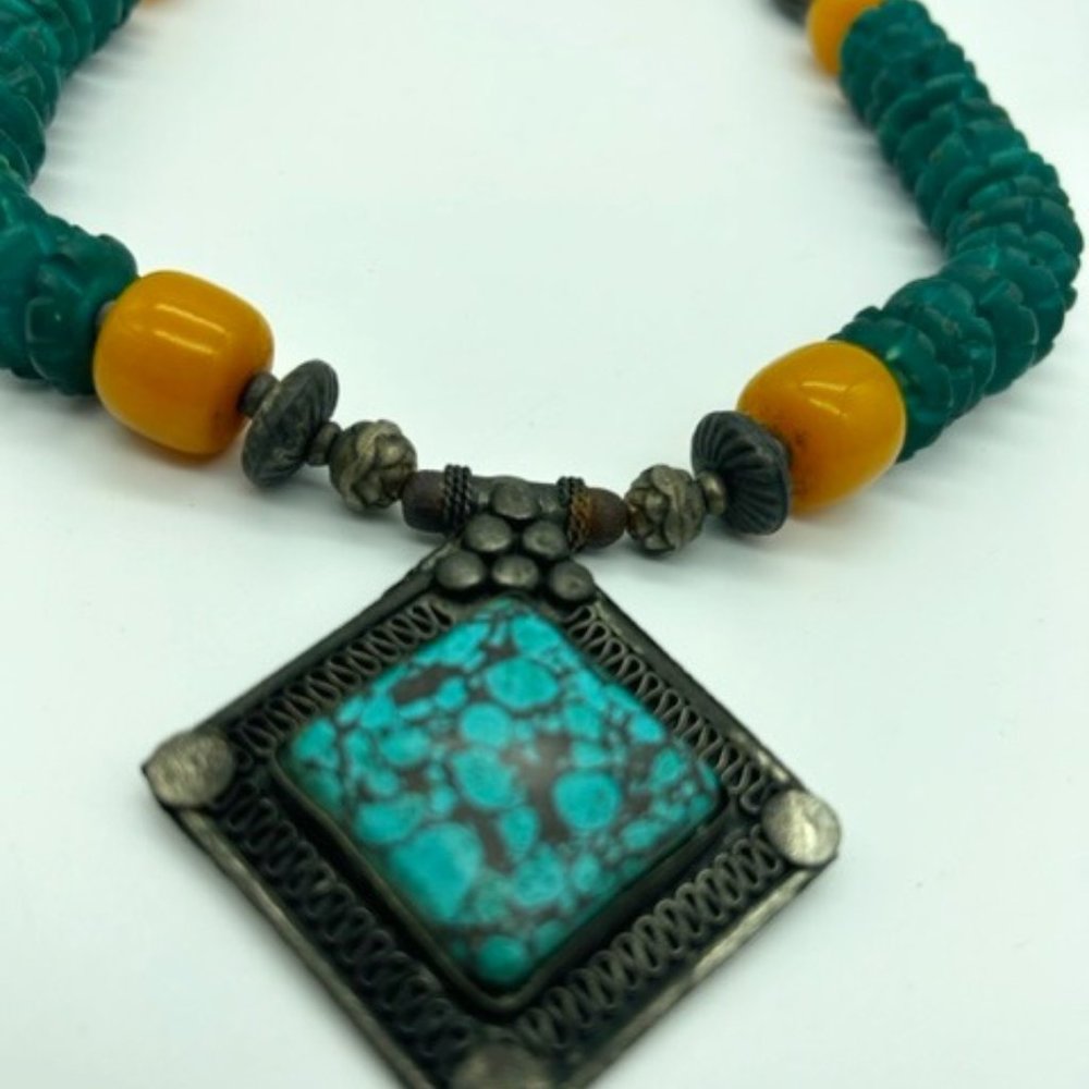 Handmade Green Turquoise Necklace